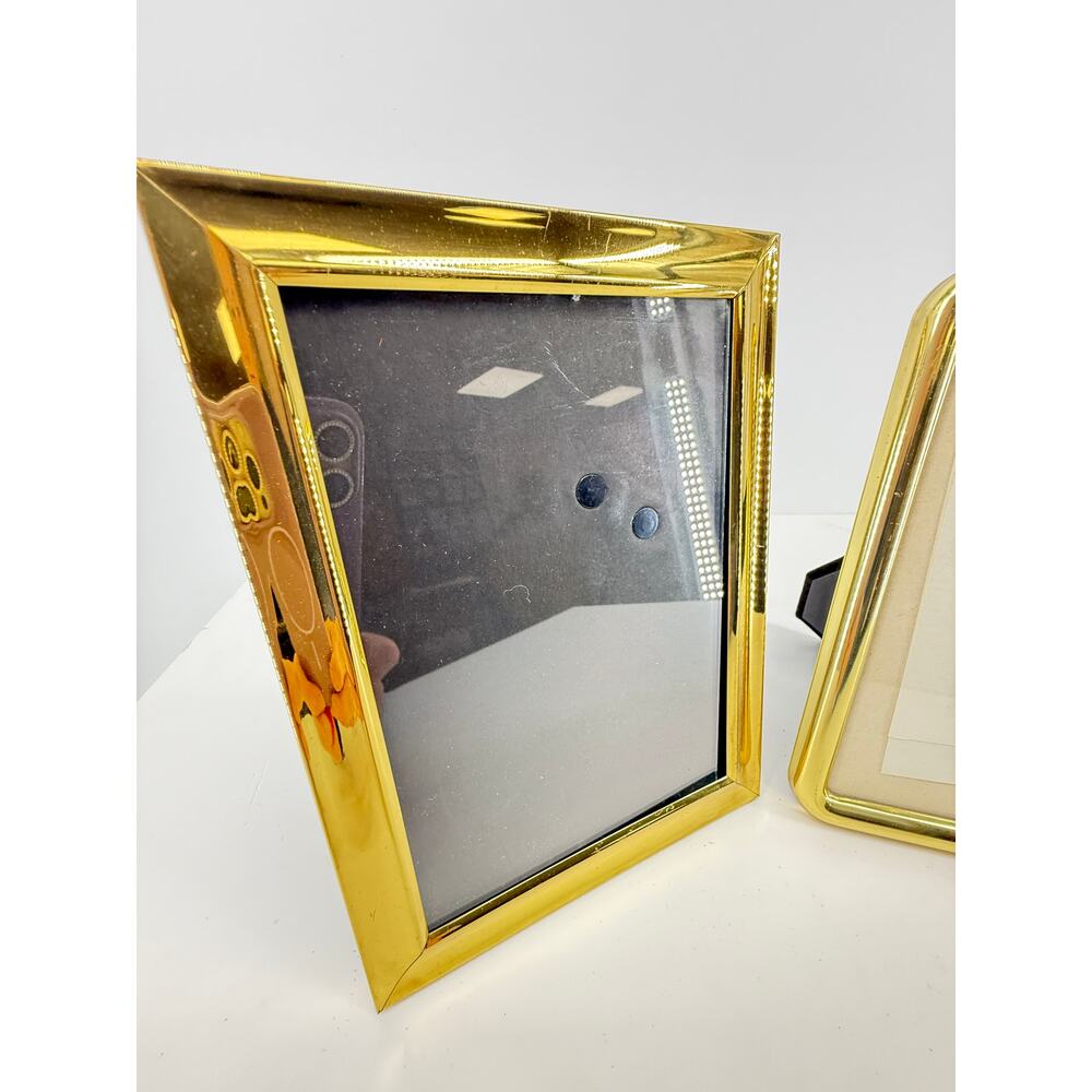Vintage Hollywood Regency Gold Tone Picture Frame 5x7 Brass Look Tabletop Wall - Picture 3 of 5